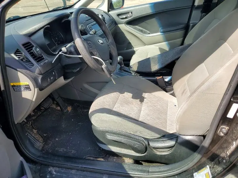 2016 KIA FORTE LX  