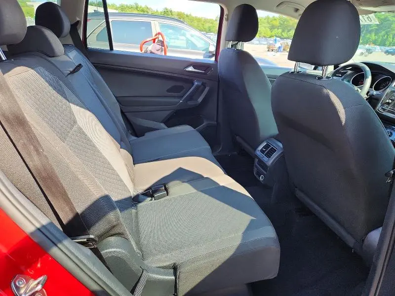 2018 VOLKSWAGEN TIGUAN S  