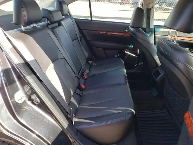 2011 SUBARU LEGACY 2.5I LIMITED