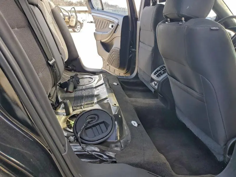 2015 FORD TAURUS SEL  