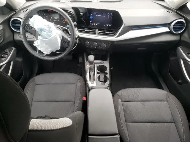 2025 CHEVROLET TRAX LS  