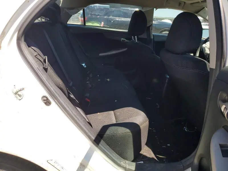 2013 TOYOTA COROLLA S  