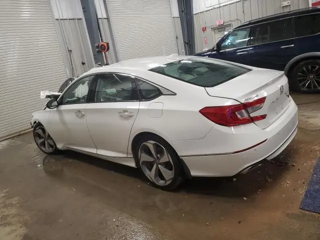 2018 HONDA ACCORD TOURING  