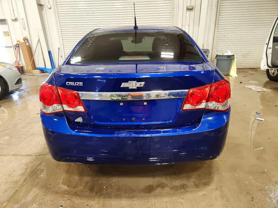 2013 CHEVROLET CRUZE LS  