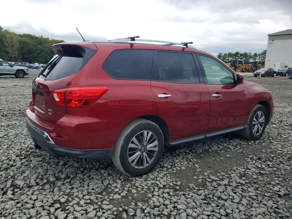 2018 NISSAN PATHFINDER SV  