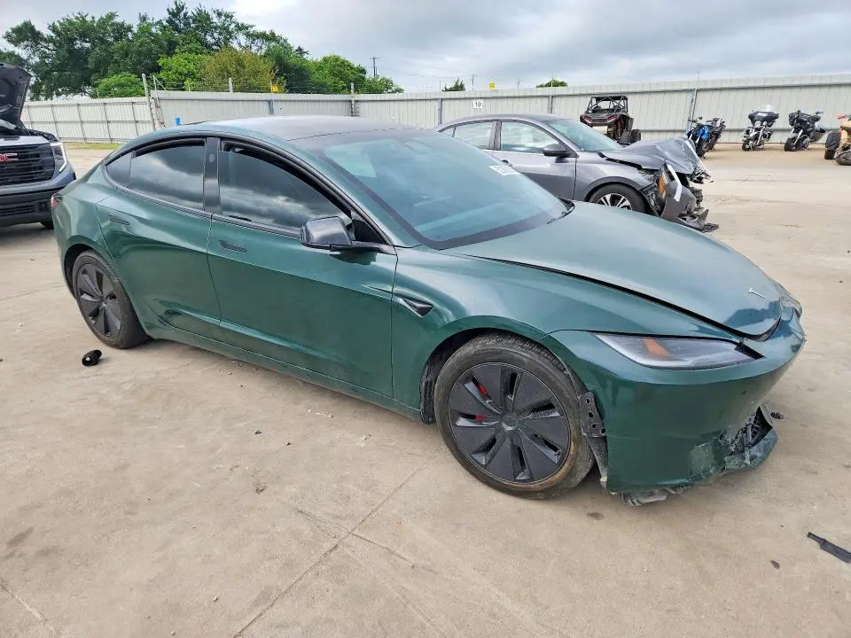 2024 TESLA MODEL 3   