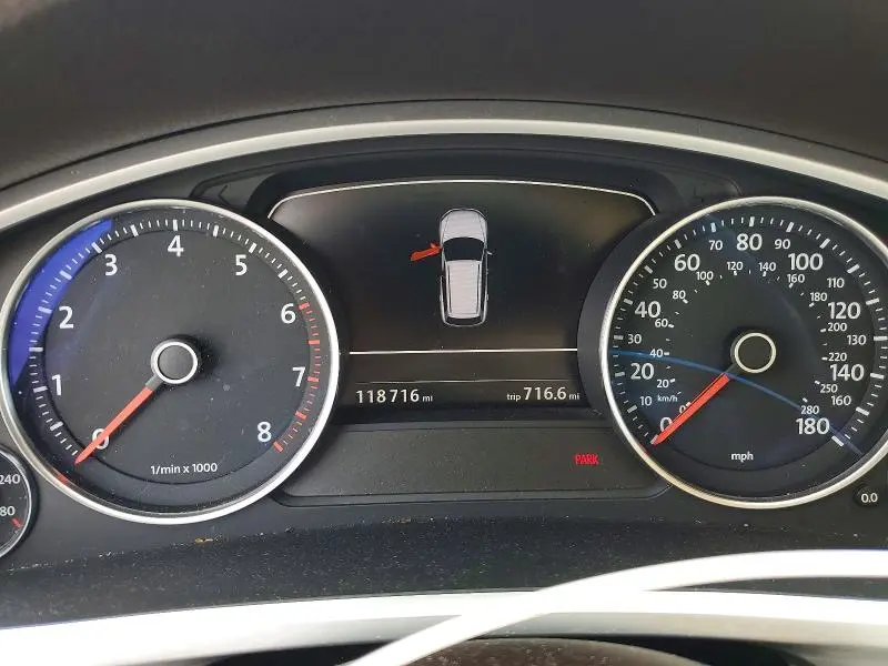 2014 VOLKSWAGEN TOUAREG V6  