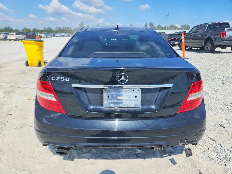 2015 MERCEDES-BENZ C 250  
