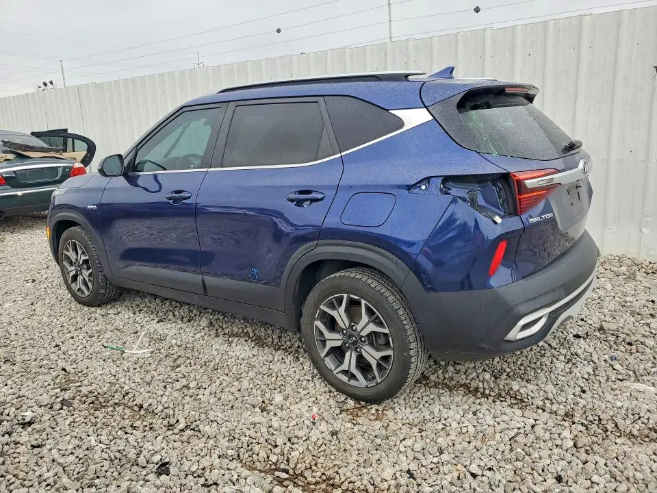 2021 KIA SELTOS EX  
