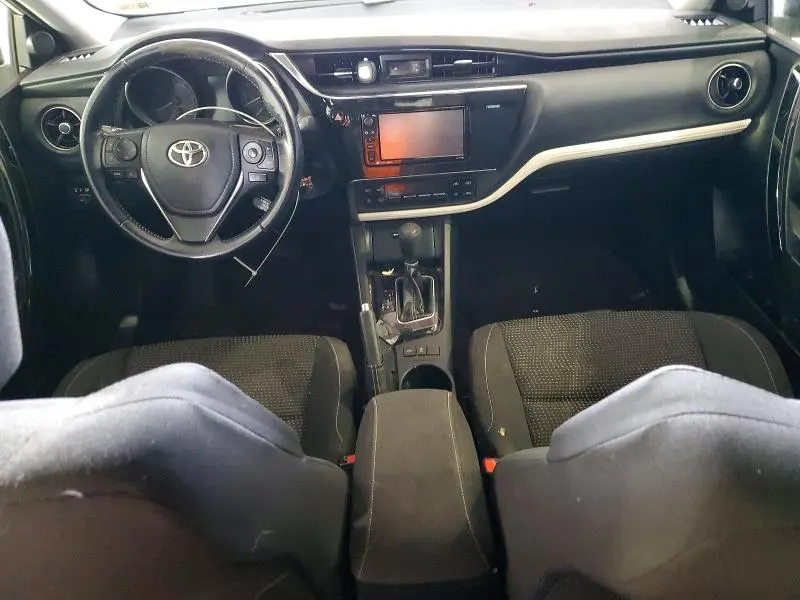 2017 TOYOTA COROLLA IM   