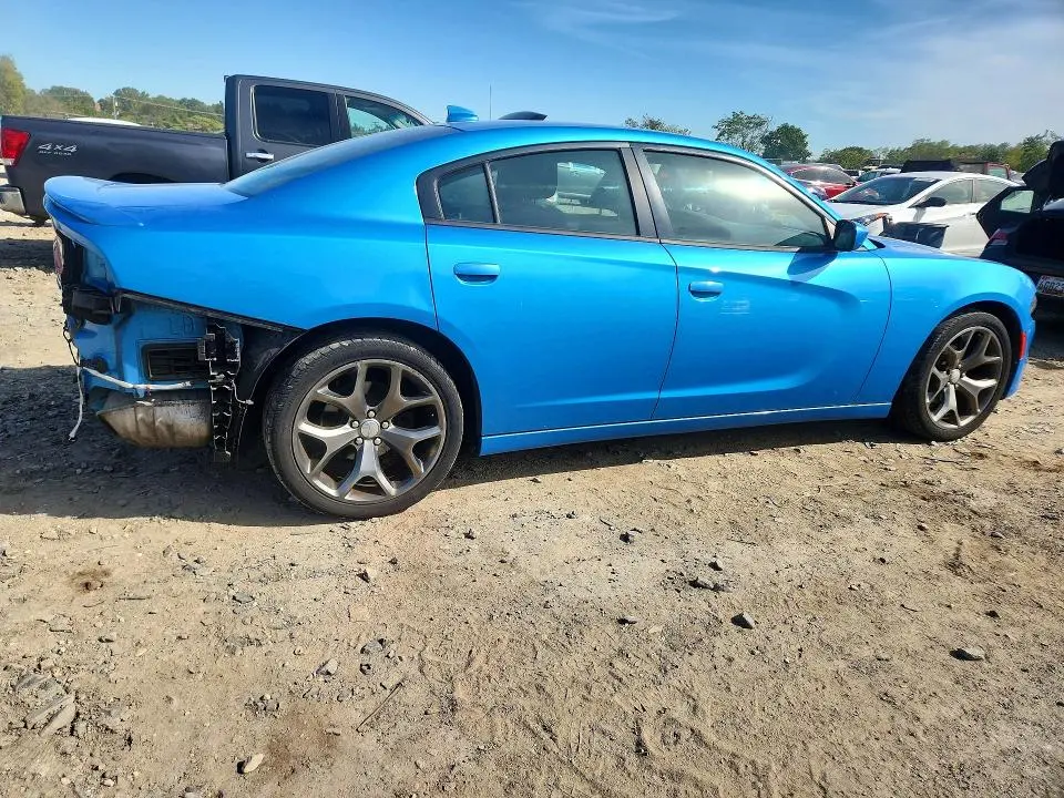 2015 DODGE CHARGER SXT  