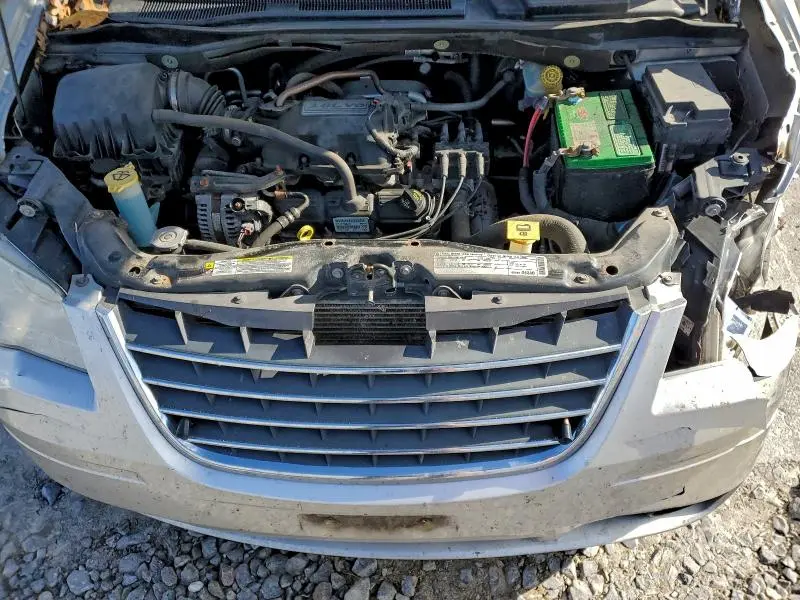 2010 CHRYSLER TOWN & COUNTRY TOURING  