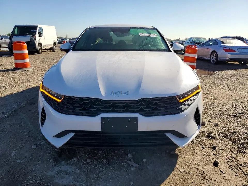 2022 KIA K5 LXS  