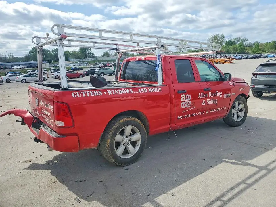 2015 RAM 1500 ST  
