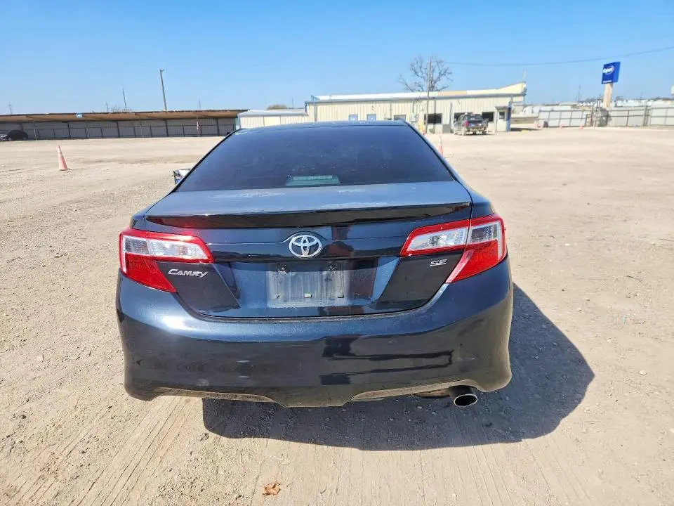 2014 TOYOTA CAMRY L  