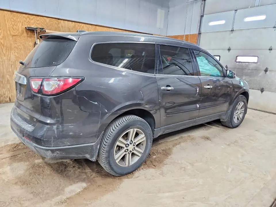 2017 CHEVROLET TRAVERSE LT  