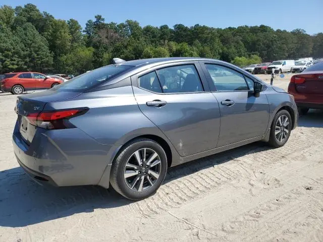 2022 NISSAN VERSA SV  