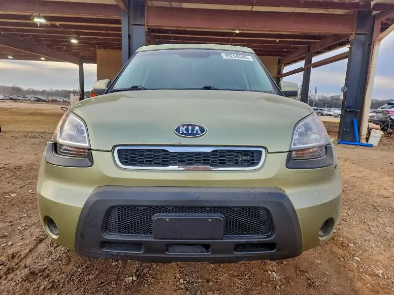 2011 KIA SOUL +  