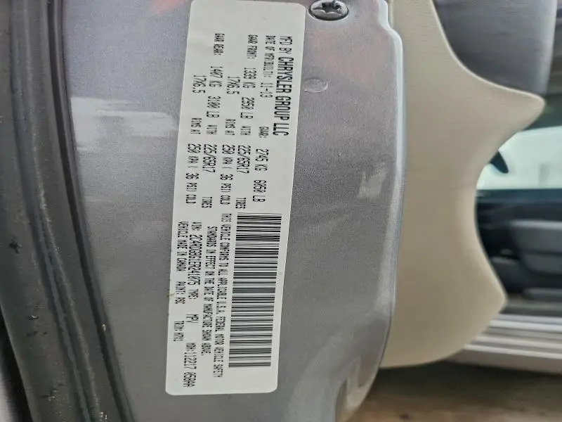 2014 DODGE GRAND CARAVAN SE  