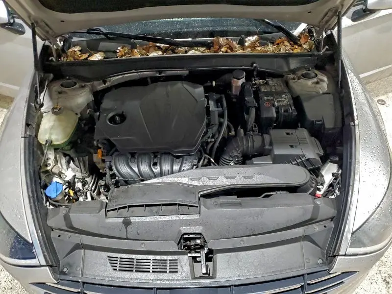 2020 HYUNDAI SONATA SE  