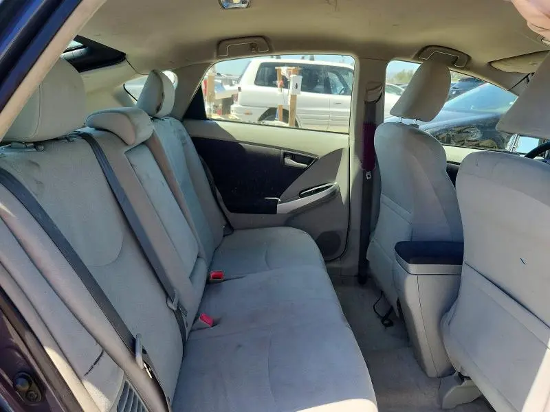 2010 TOYOTA PRIUS II  