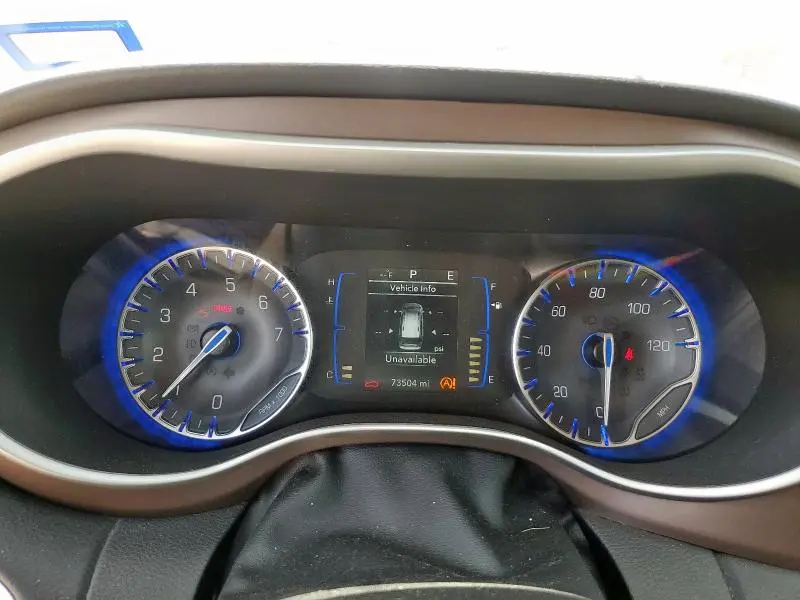 2022 CHRYSLER VOYAGER LX  