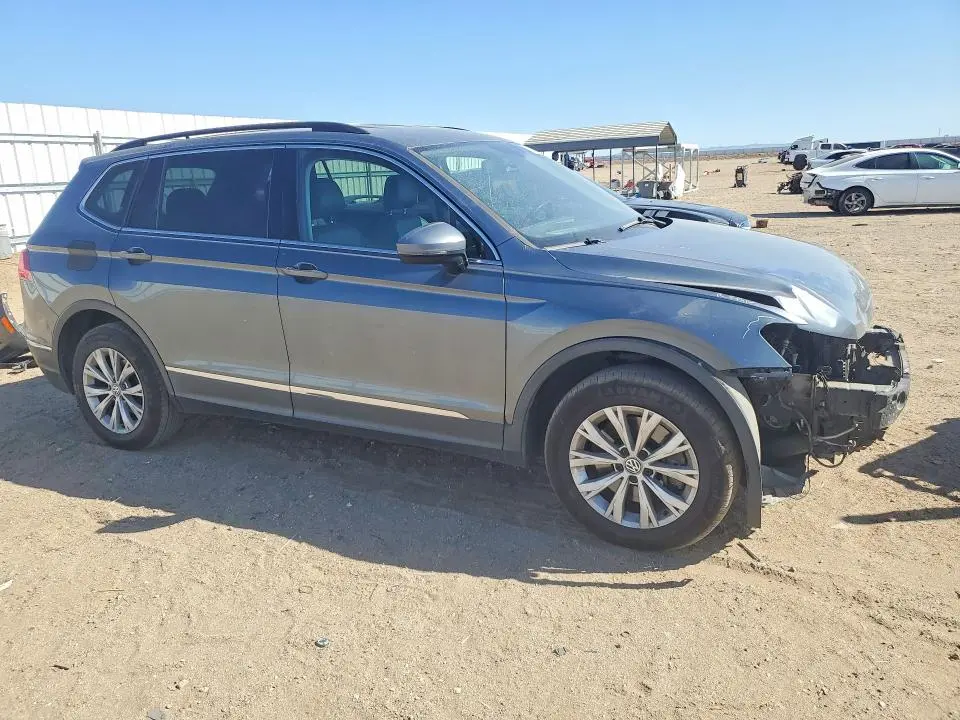 2018 VOLKSWAGEN TIGUAN SE  