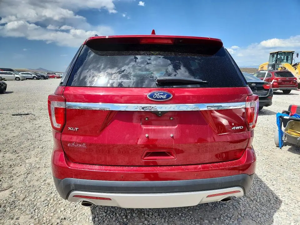 2016 FORD EXPLORER XLT  