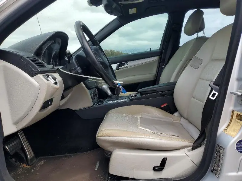 2011 MERCEDES-BENZ C 300  