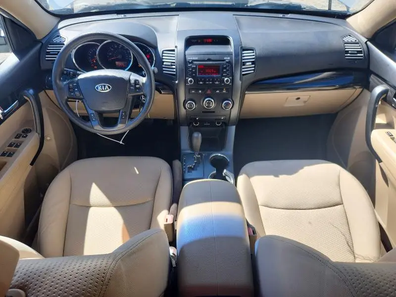 2012 KIA SORENTO LX  