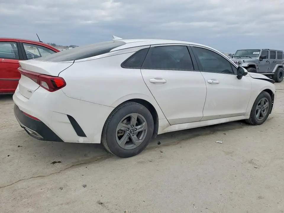 2021 KIA K5 LXS  