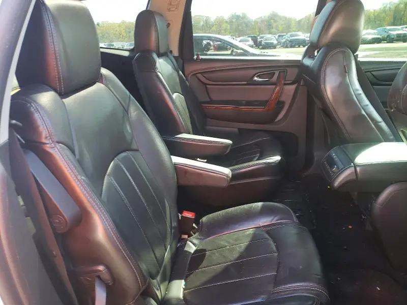 2014 CHEVROLET TRAVERSE LTZ  