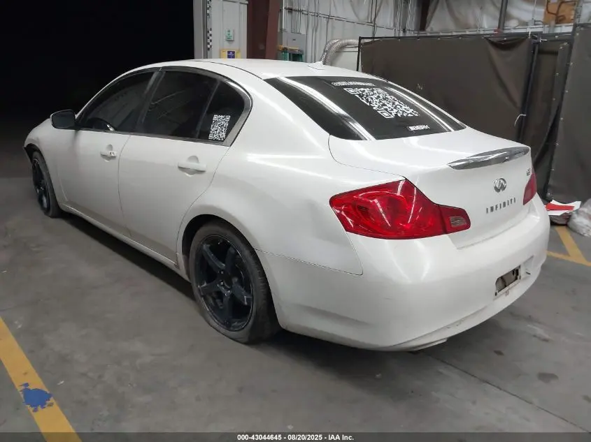 2012 INFINITI G37 JOURNEY