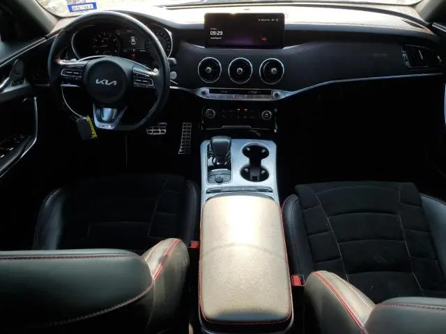 2023 KIA STINGER GT2  