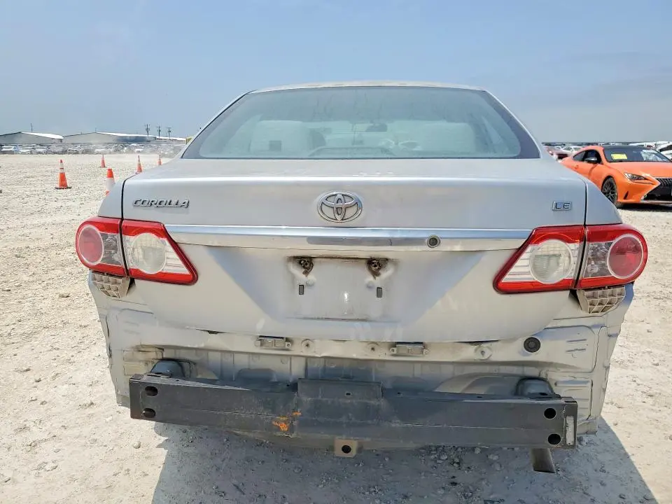 2012 TOYOTA COROLLA LE  