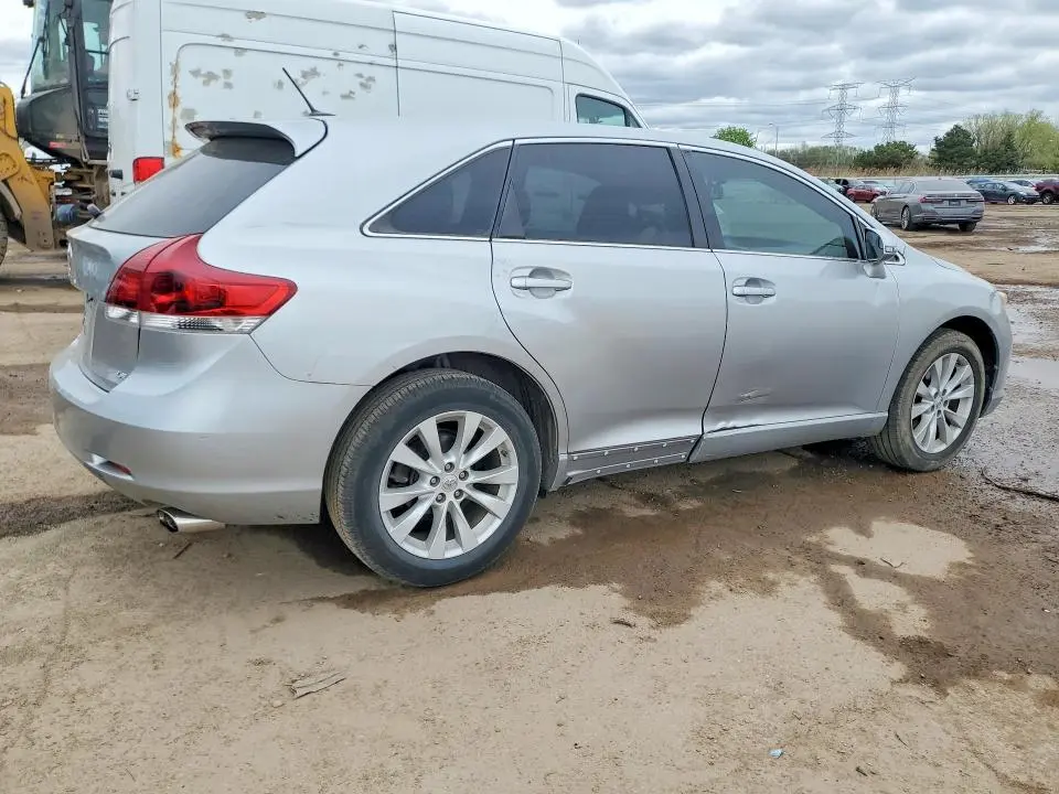 2015 TOYOTA VENZA LE  