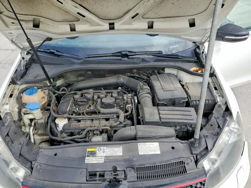 2013 VOLKSWAGEN GTI   