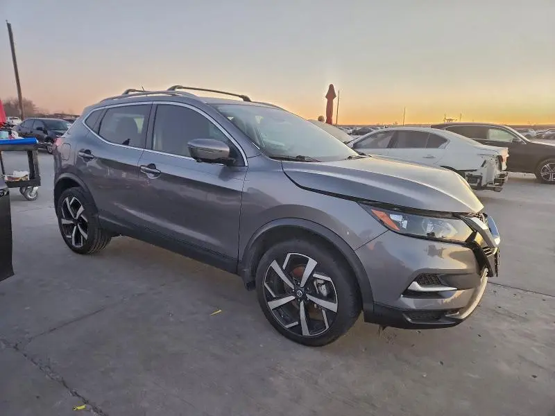 2021 NISSAN ROGUE SPORT SL  