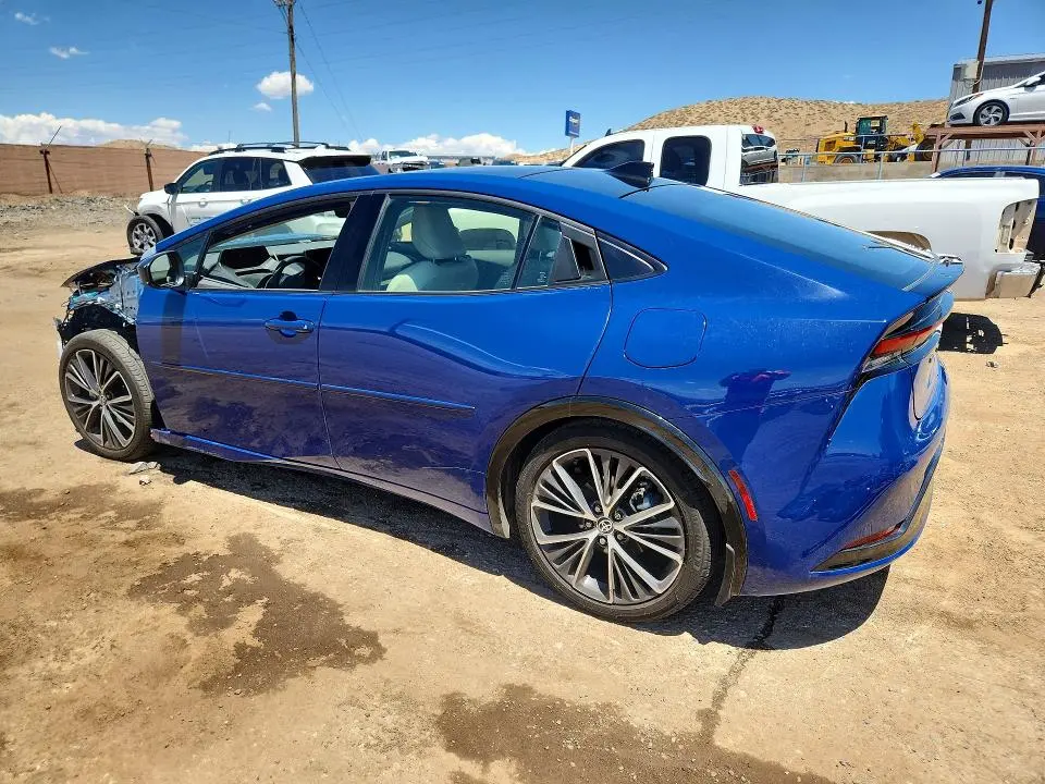 2026 TOYOTA PRIUS XLE  