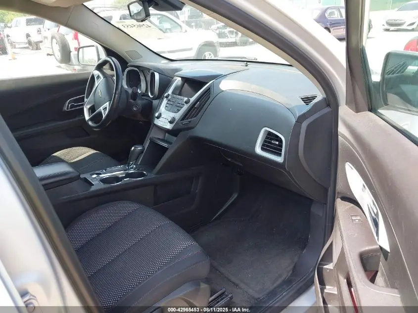 2017 CHEVROLET EQUINOX LT