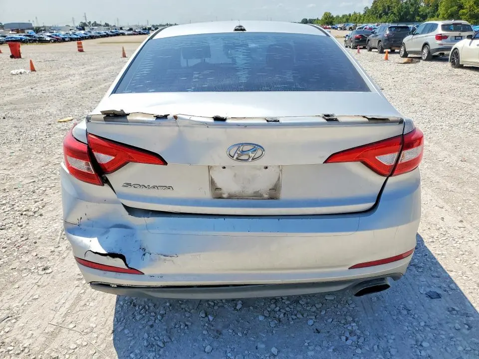 2016 HYUNDAI SONATA SE  