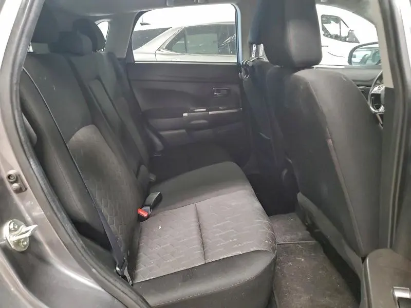 2020 MITSUBISHI OUTLANDER SPORT SE  