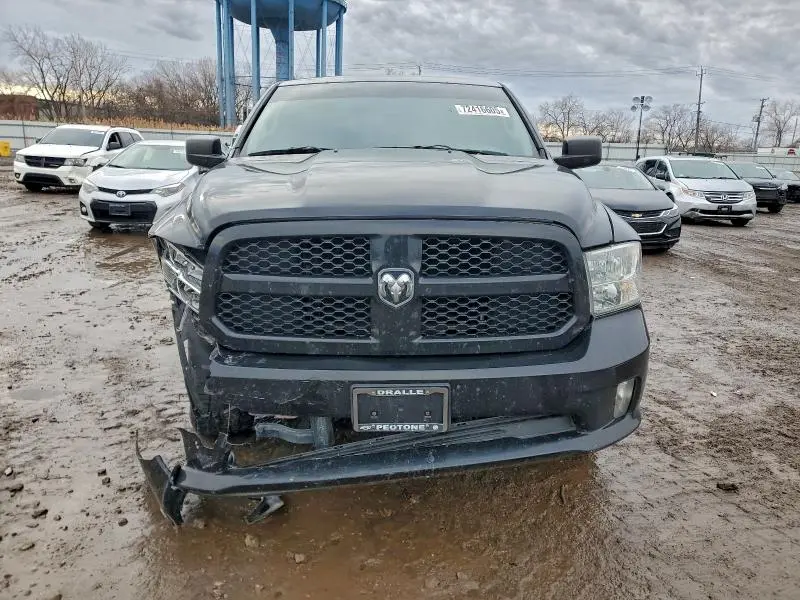 2013 RAM 1500 ST  