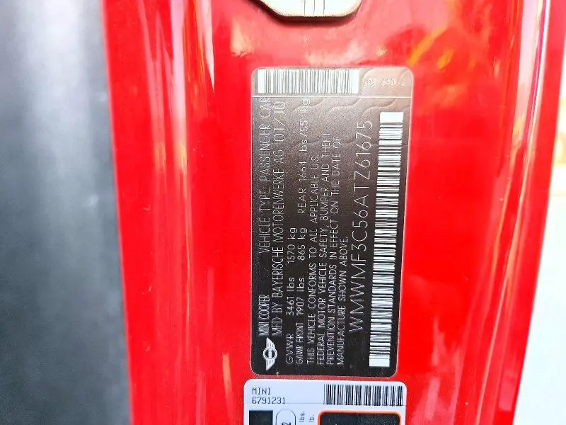 2010 MINI COOPER   
