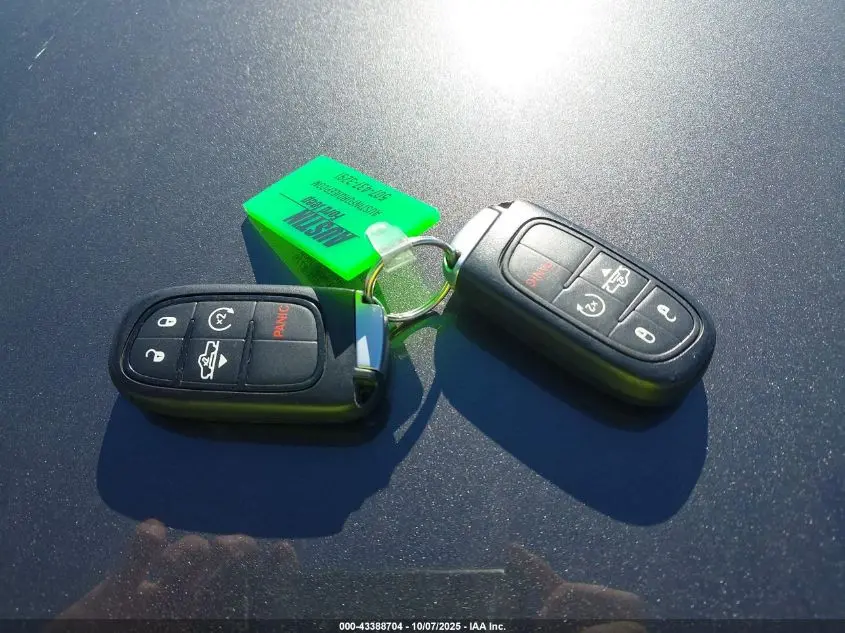 2017 RAM 1500 REBEL  4X4 5'7 BOX