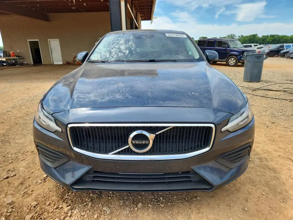 2020 VOLVO S60 T5 MOMENTUM  