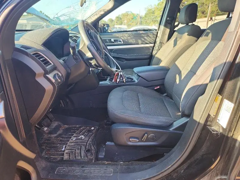 2017 FORD EXPLORER XLT  