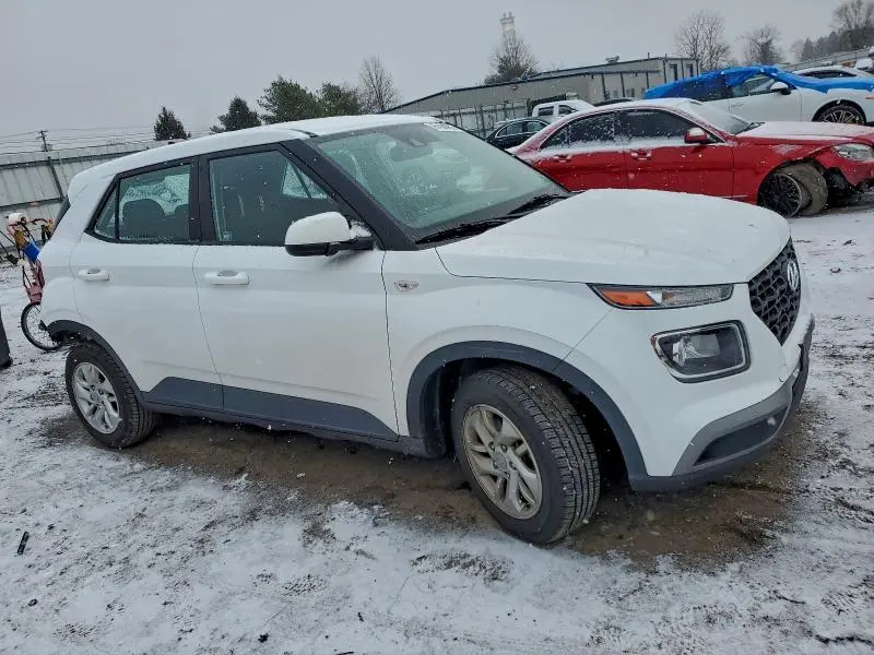 2021 HYUNDAI VENUE SE  