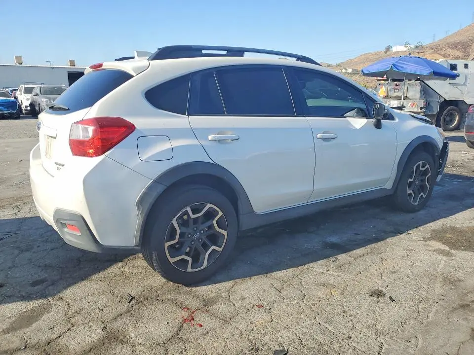 2017 SUBARU CROSSTREK LIMITED  