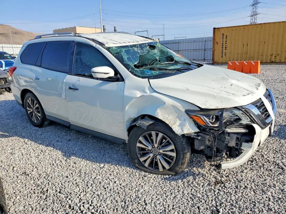 2019 NISSAN PATHFINDER SL  